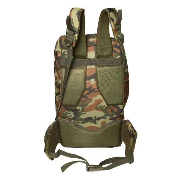 55 L, Camouflage design, spacious back pack with extra pockets.